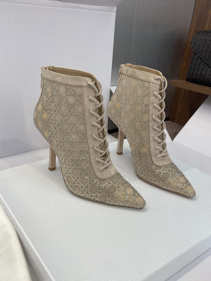Dior CD-Capture Crystal High-Heel Ankle Boots – 2025 Spring/Summer Runway in Champagne Crystal Mesh
