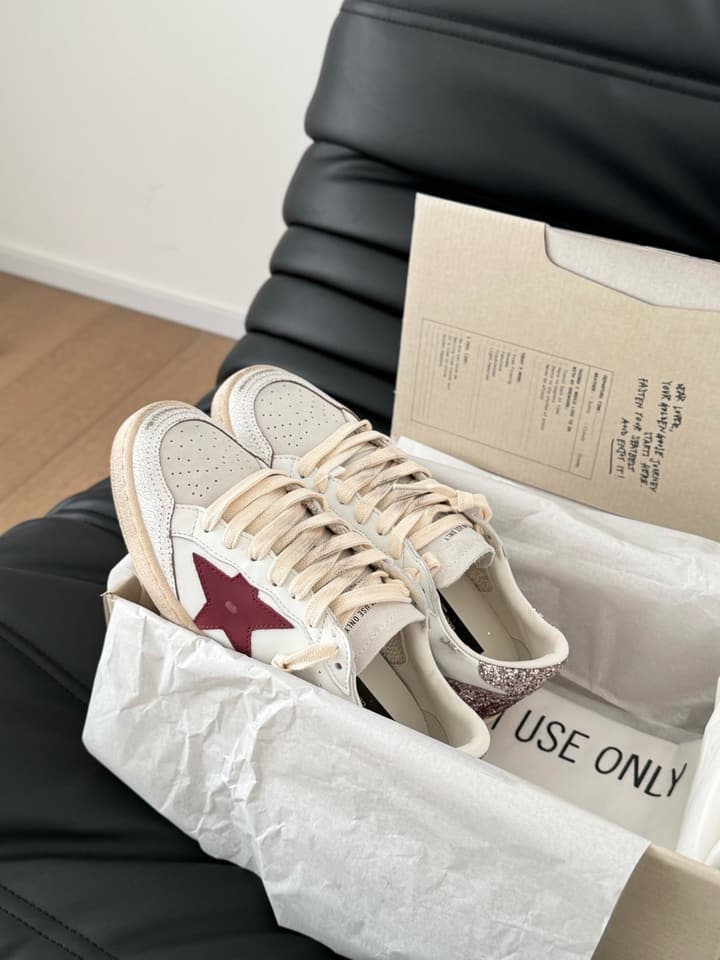 Golden Goose Distressed Graffiti Sneakers – 2024 Collection in Burgundy And White