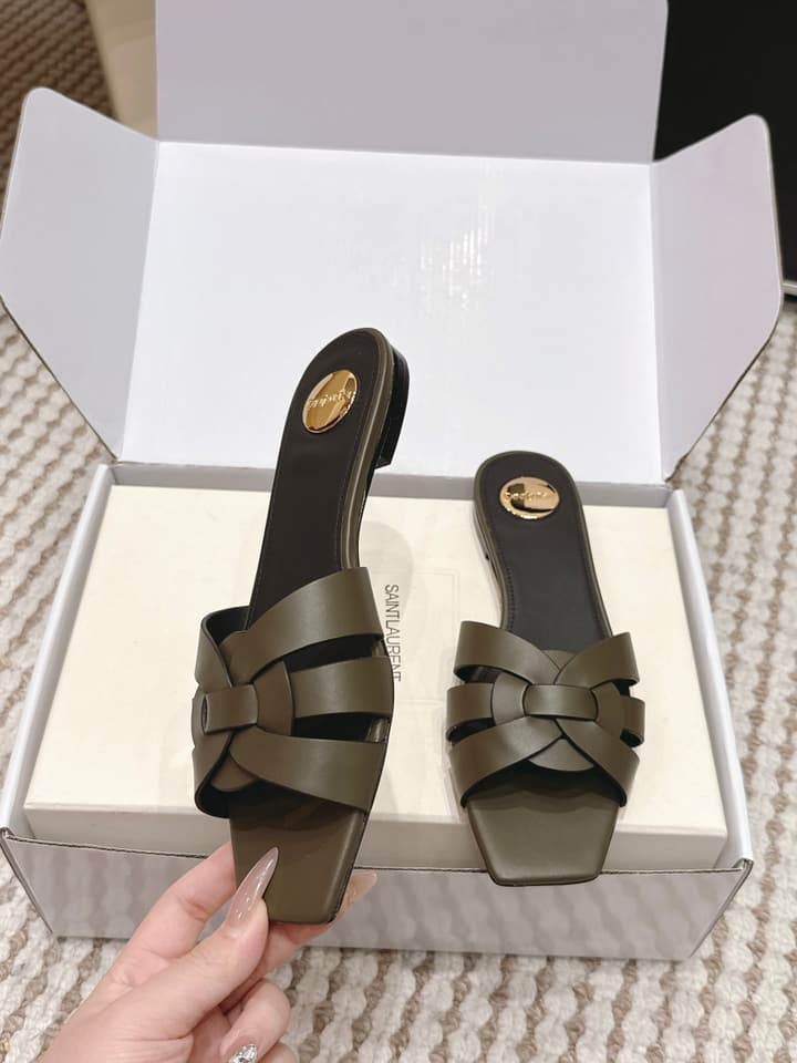 Saint Laurent Melody Square Toe Flat Sandals – 2026SS in Burgundy Patent
