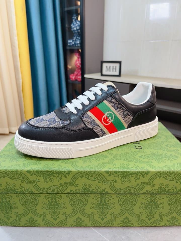 Gucci New Season Casual Fashion Sneakers in Black With Web Stripe