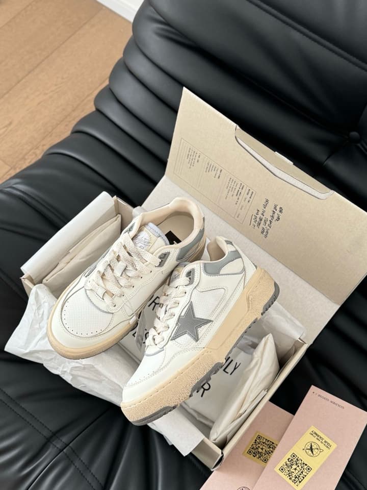 Golden Goose Graffiti Sneakers – 2024 Collection in Cream With Black Star