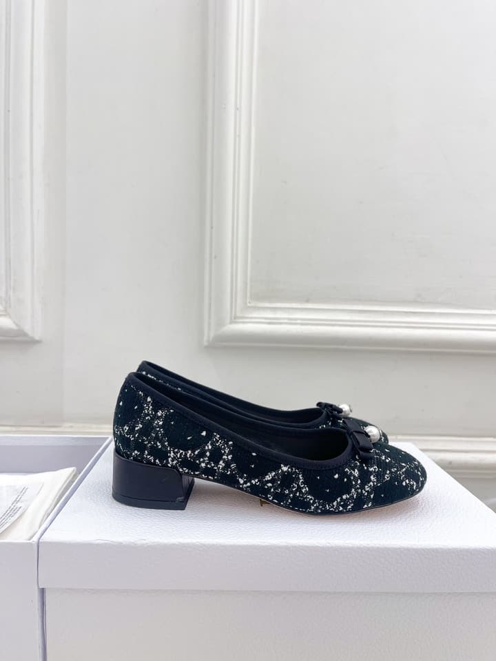 Dior Cannage Pearl Ballet Pumps – 2024 Early Spring Collection in Cream Mary Jane