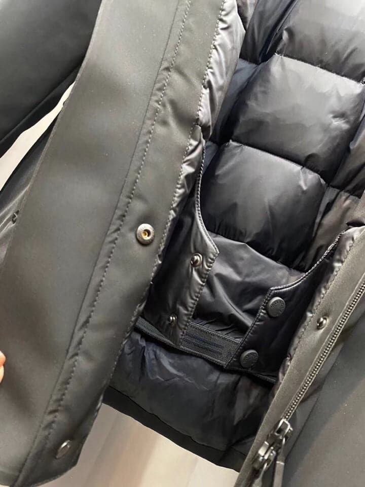 Moncler Classic Luxury Puffer Jacket – Autumn/Winter Collection in Dark Grey