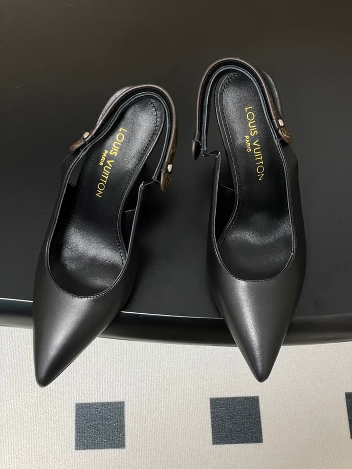 Louis Vuitton Legacy Slingback Pumps – 25SS in Light Grey Patent
