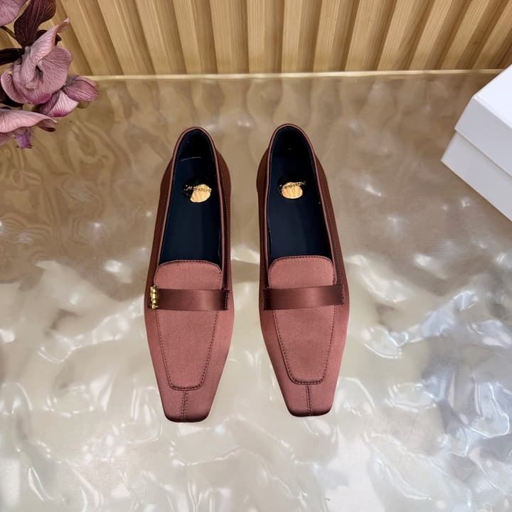 Saint Laurent Silk Chain Mules – Spring/Summer Collection – 26S in Beige