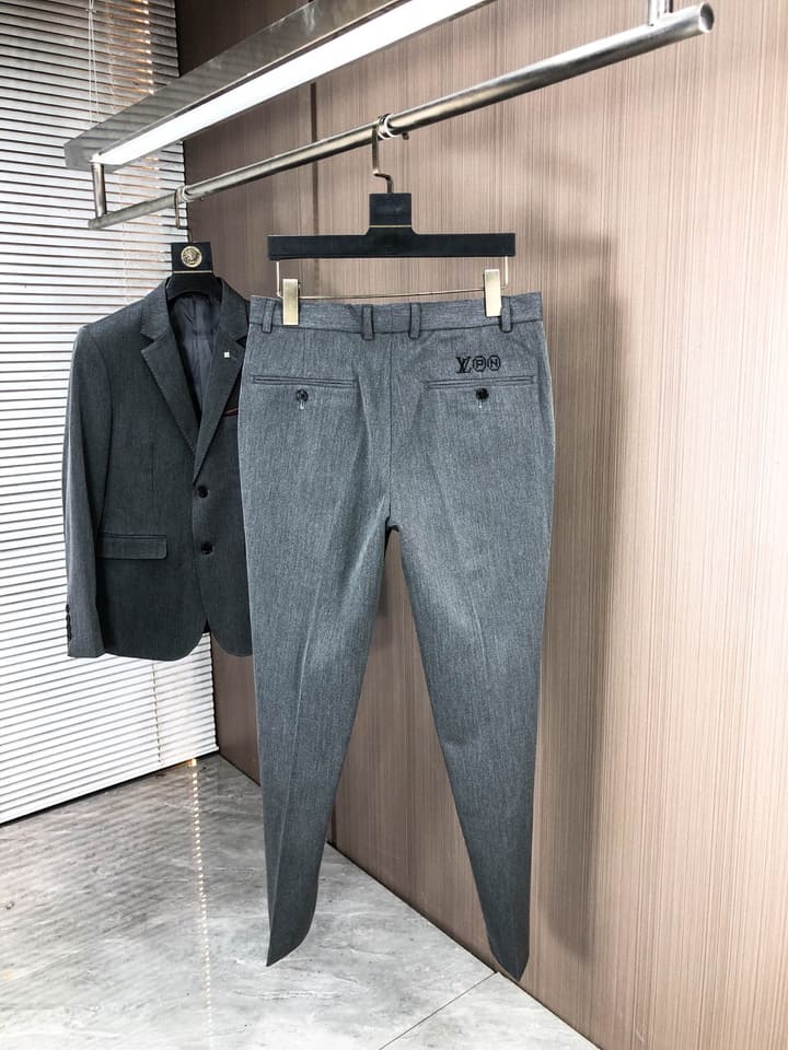 Louis Vuitton Men's Slim Fit Blend Suit Set – Autumn/Winter Collection in Dark Gray