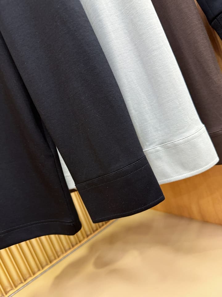 Loro Piana Solid Long Sleeve Polo Shirt – Autumn/Winter Collection in Black