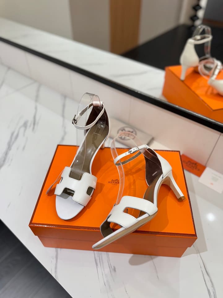 Hermès Classic Smooth Cowhide Heels – 6.5cm in All White