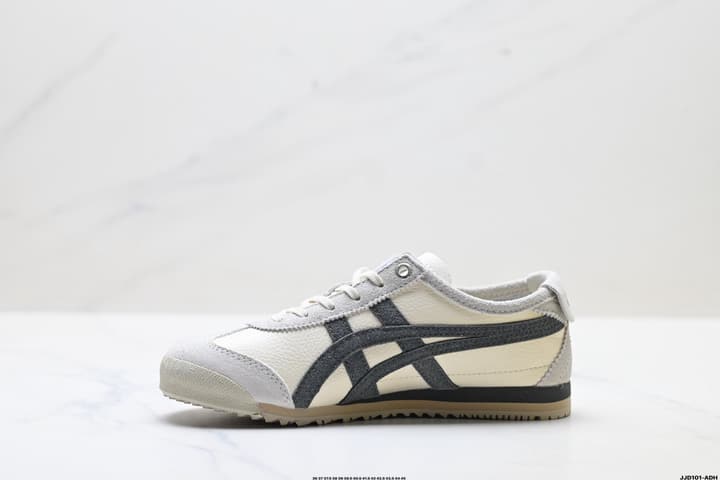 Onitsuka Tiger NIPPON MADE MEXICO 66 DELUXE Sneakers in Cream With Dark Grey Stripes