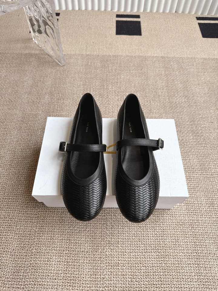 The Row Canal Minimalist Round-Toe Ballet Flats – 2025 Autumn/Winter Collection in Matte Black