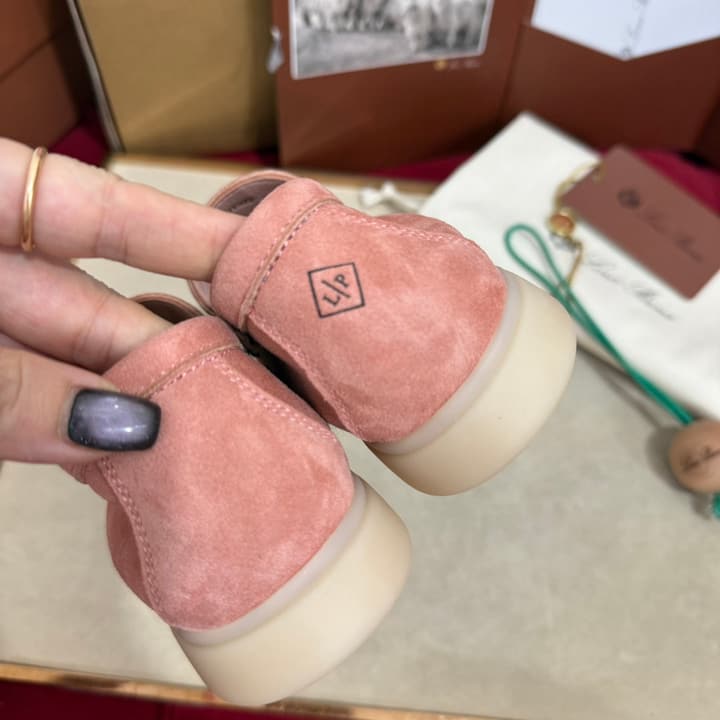 Loro Piana Summer Charms Walk Loafers – Kids Collection in Dusty Lavender Pink