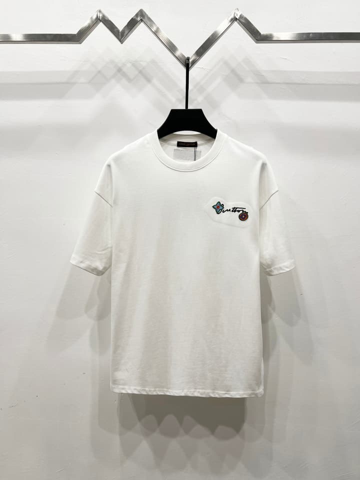 Louis Vuitton Embroidered Floral Logo T-Shirt – 25SS Collection in Classic Black