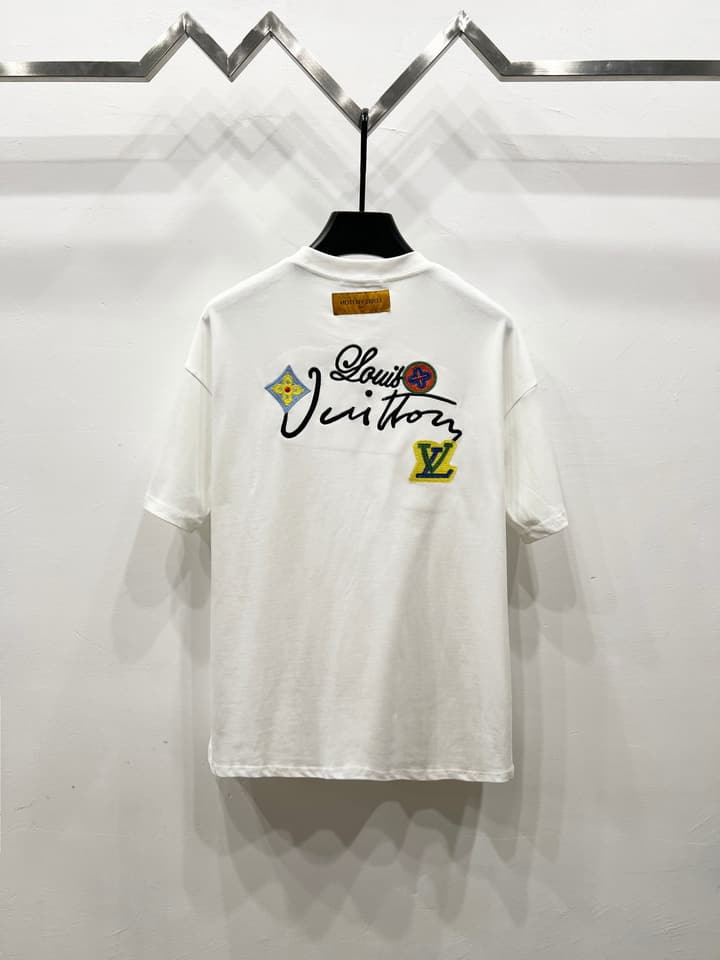 Louis Vuitton Embroidered Floral Logo T-Shirt – 25SS Collection in Classic Black
