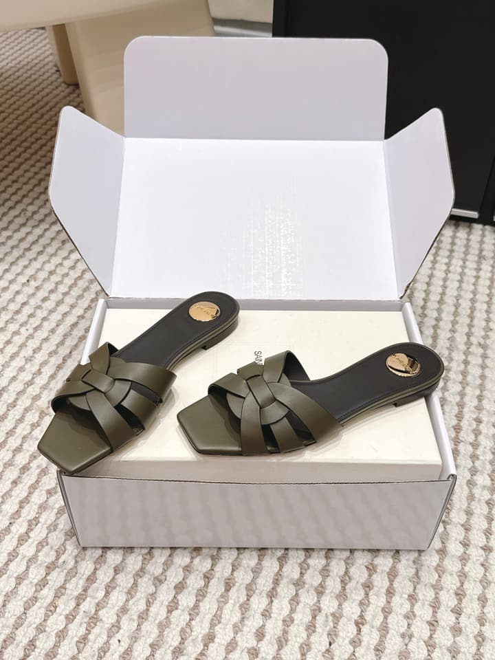 Saint Laurent Melody Square Toe Flat Sandals – 2026SS in Burgundy Patent