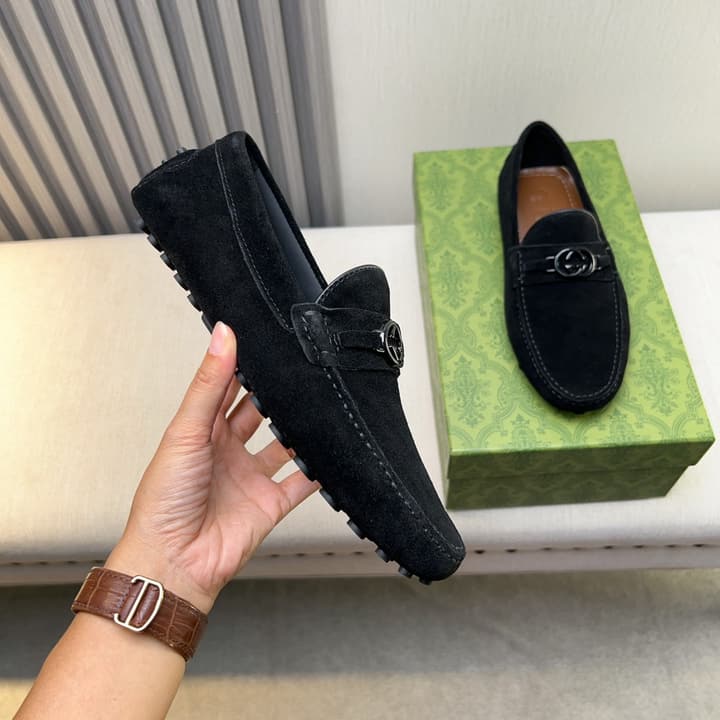 Gucci Premium Leather Loafers in Black Embossed Leather