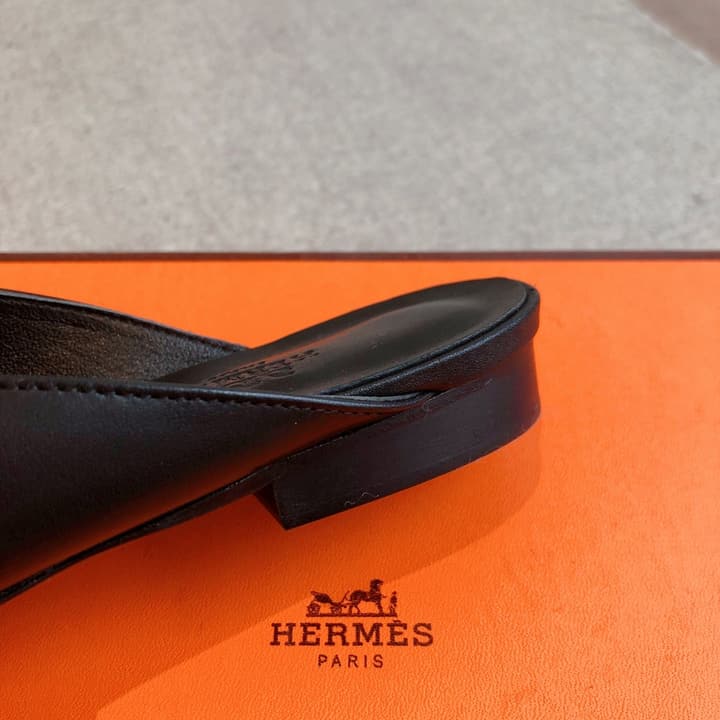 Hermes Eclair Sandals – 2025 New Collection in Black Leather