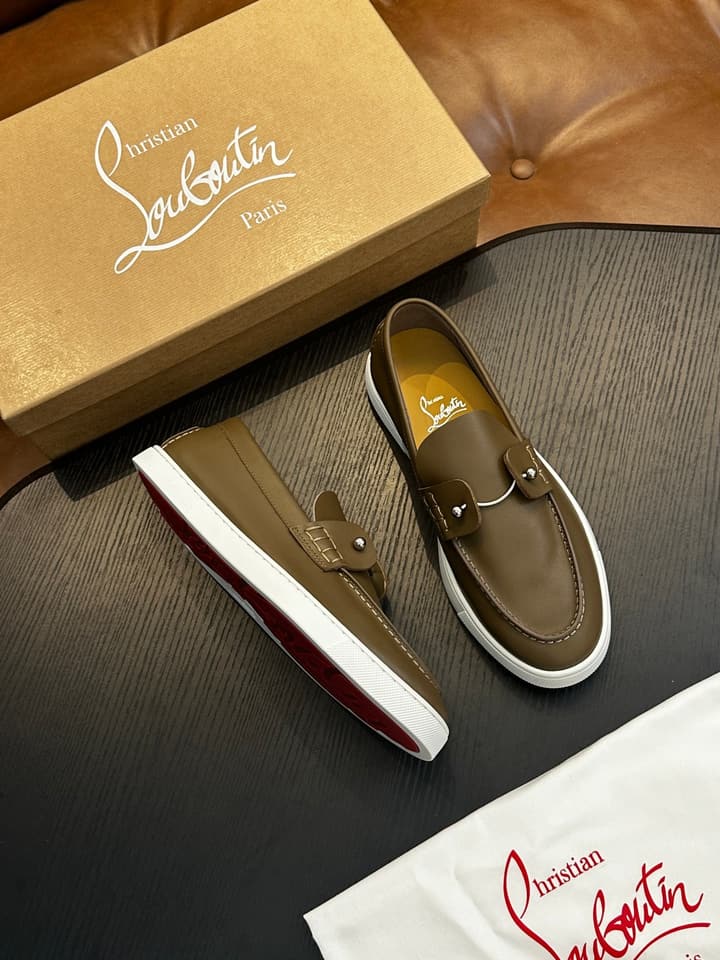 Christian Louboutin Men's Casual Sneakers in Light Grey