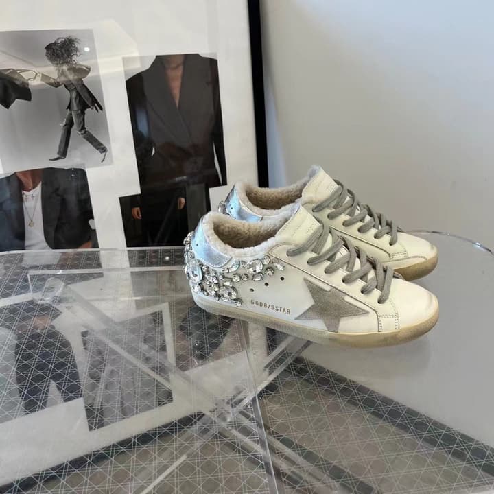 Golden Goose Superstar Sneakers – 2023FW in White Leather With Silver Studs And Wool Lining