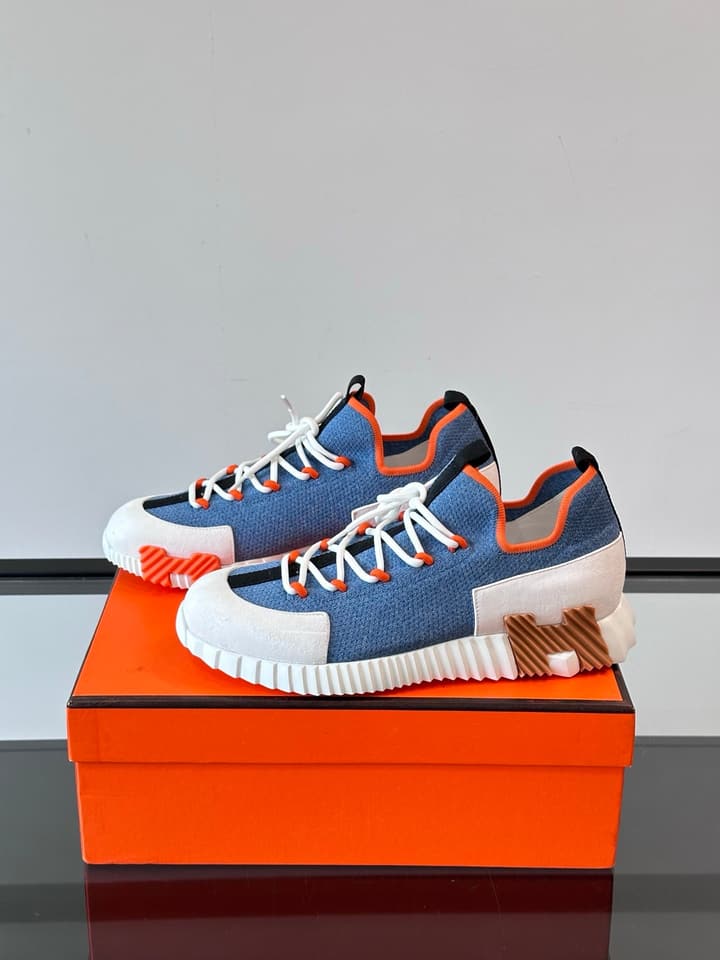 Hermès Men's Casual Sport Sneakers in All Black Knit