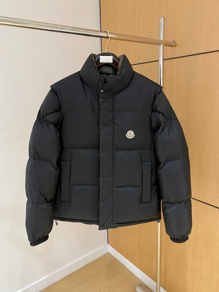 Moncler Designer Puffer Jacket – 2025 Collection in Black Puffer Jacket