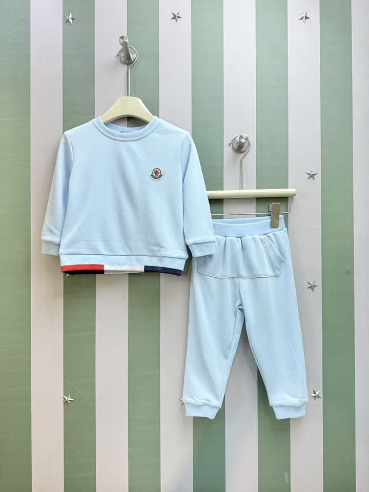 Moncler Baby Sweatshirt and Pants Set – Kids Collection – 2025SS in Light Blue With Tricolor Trim