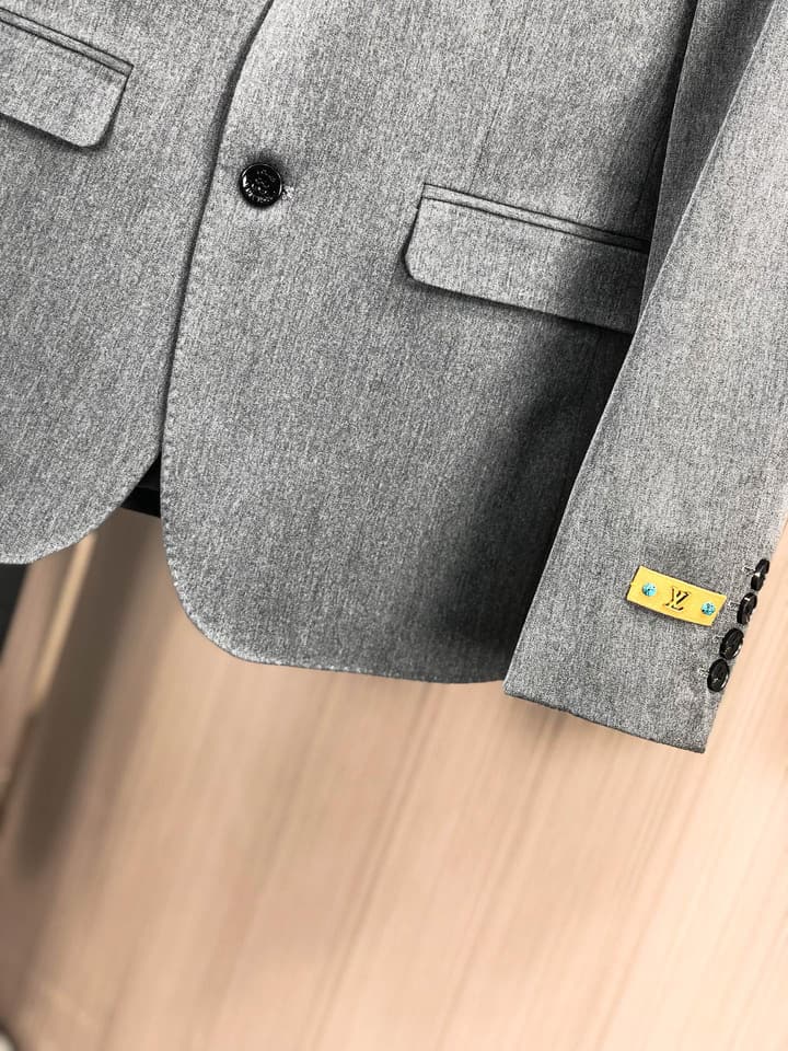 Louis Vuitton Men's Slim Fit Blend Suit Set – Autumn/Winter Collection in Dark Gray