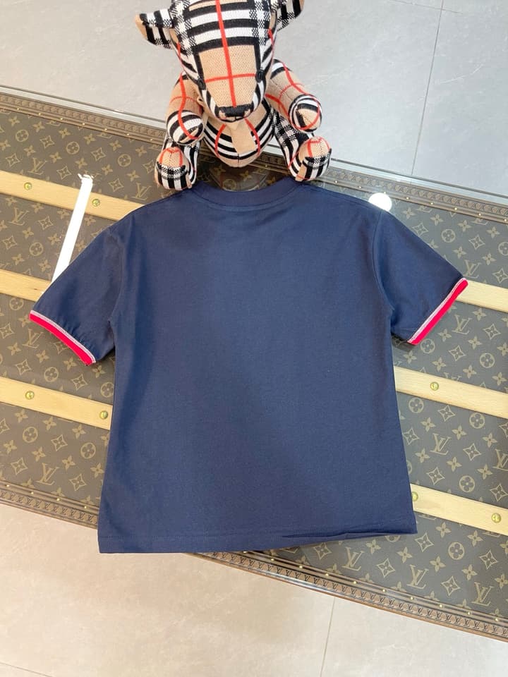 Gucci Flocked Print T-Shirt – 2026 Early Spring – Kids Collection in Green