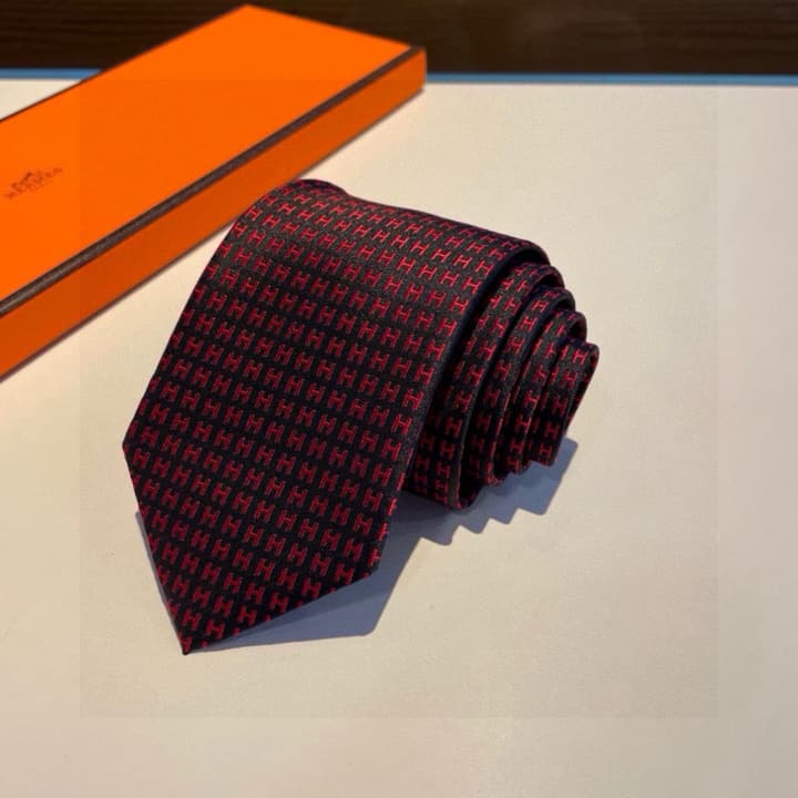Hermès Men's H-Letter Silk Tie – New Collection in Burgundy