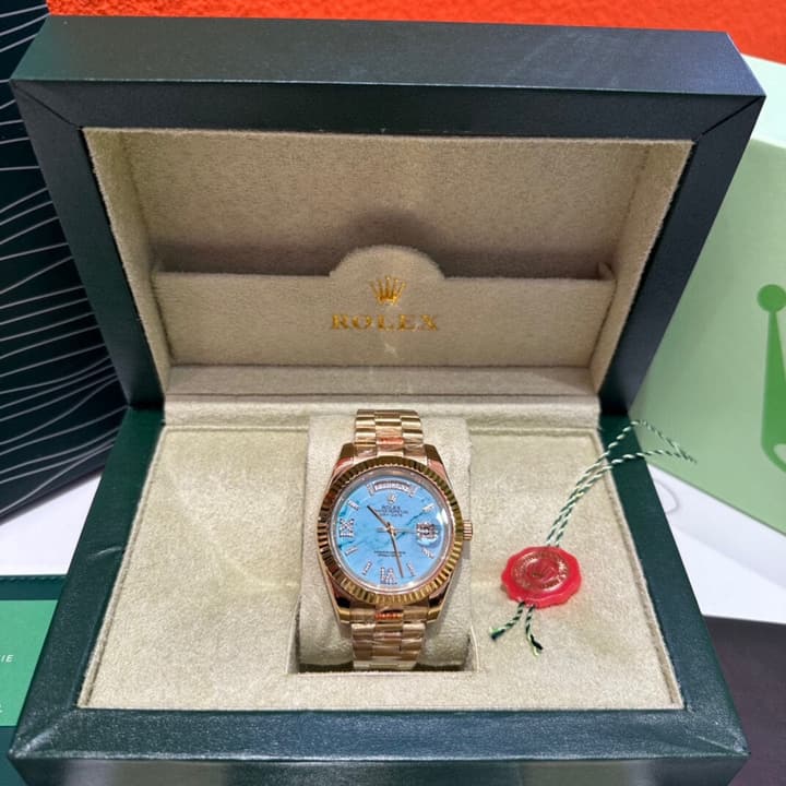Rolex Day-Date Oyster Perpetual Gold Turquoise Mechanical Watch in Champagne