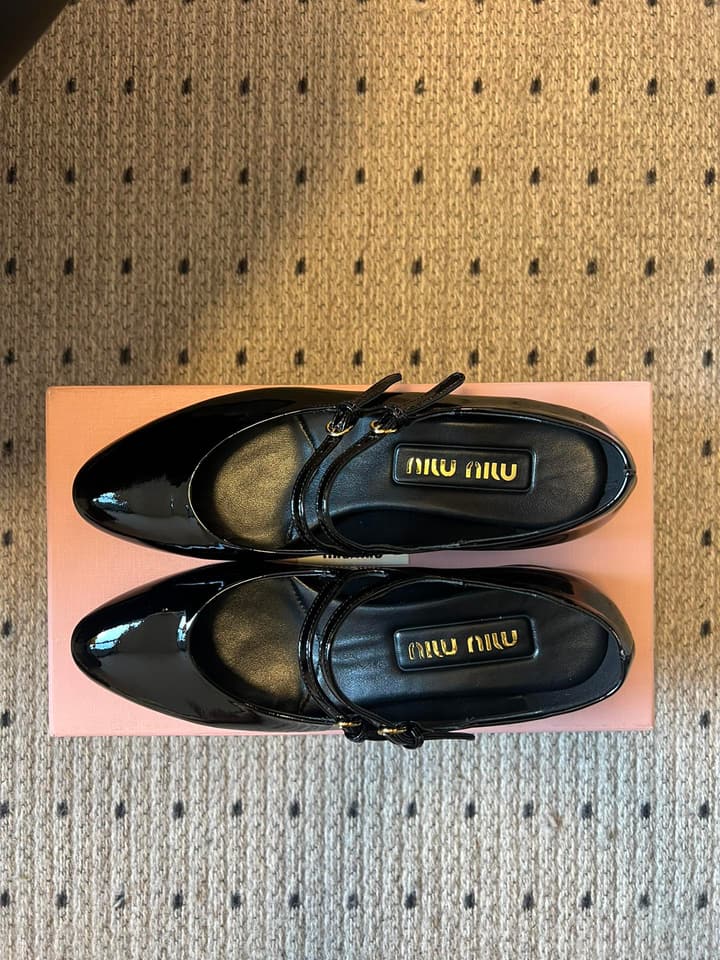 Miu Miu Pointed Toe Mary Jane Block Heels in Patent Black