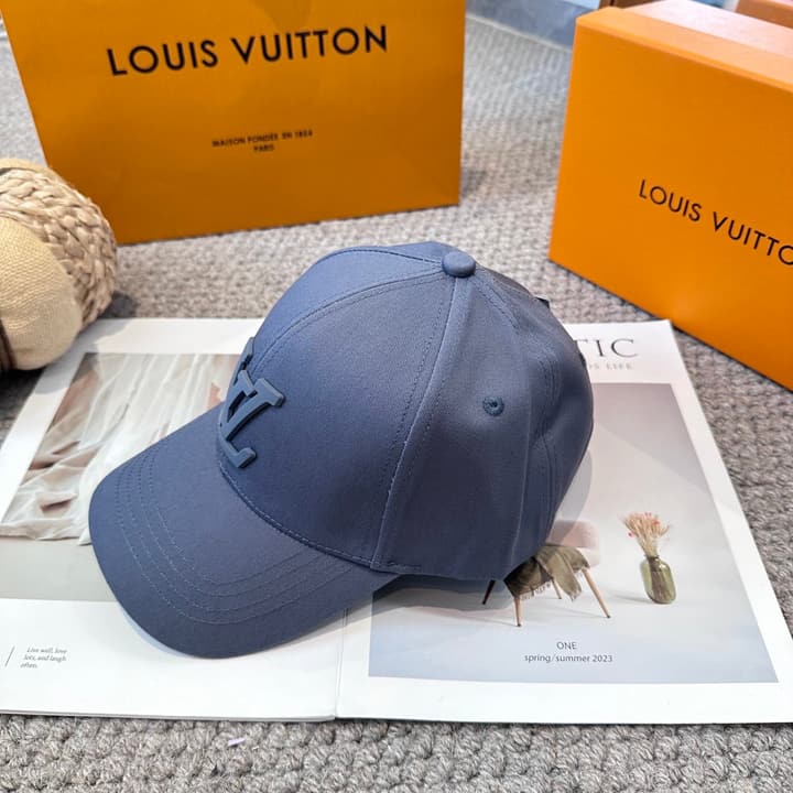 Louis Vuitton Unisex Baseball Cap – New Collection in Beige