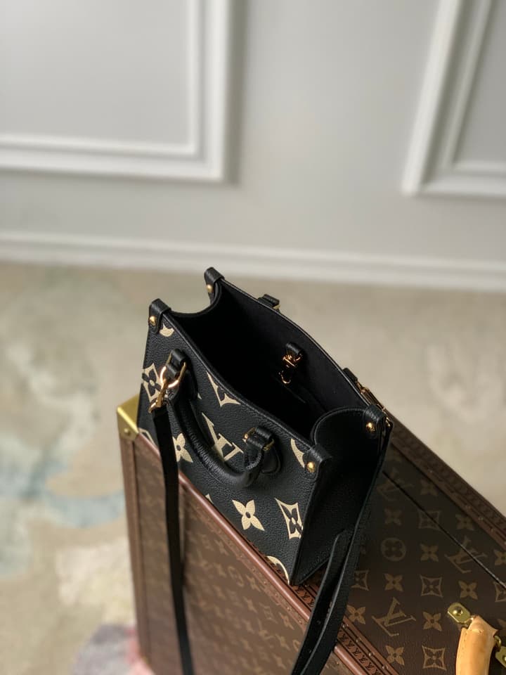 Louis Vuitton OnTheGo BB Handbag in Black Monogram Empreinte