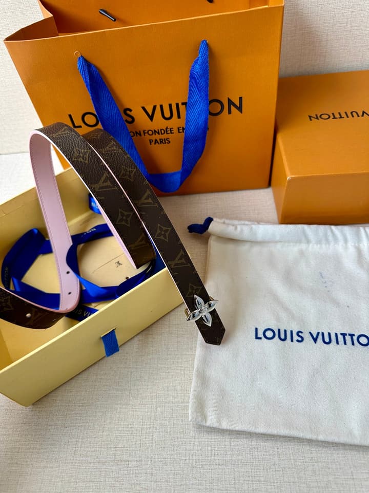Louis Vuitton Mini Flowergram Reversible Belt in Gold Hardware