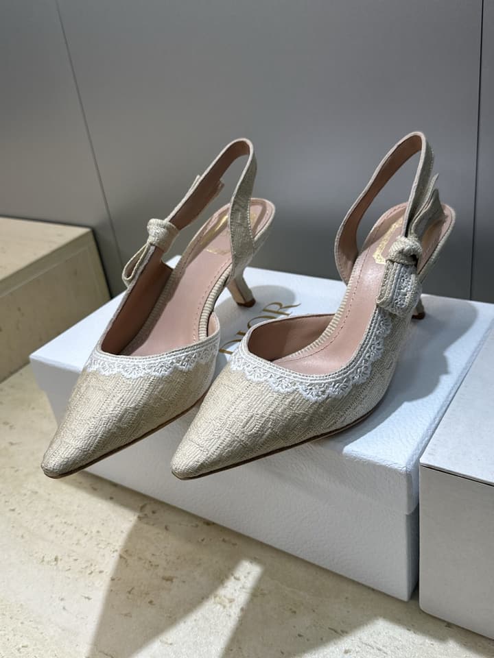 Dior J'Adior Dentelle Slingback Heels – 2026 Early Spring Haute Couture Collection in Beige