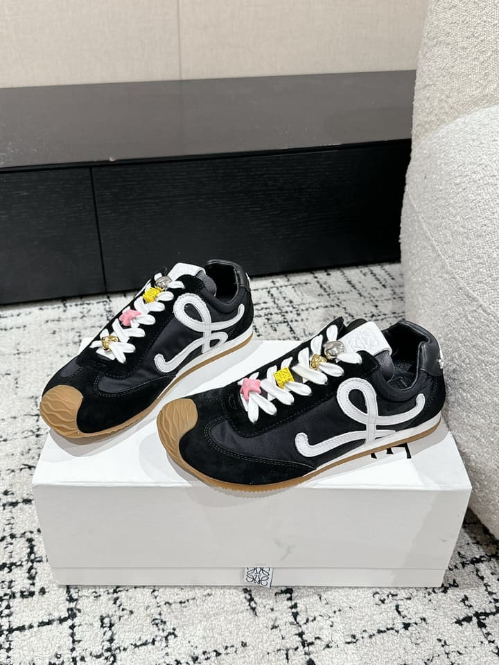 Loewe Ballet Runner 2.0 Unisex Sneakers – 2025 Collection in White And Light Blue