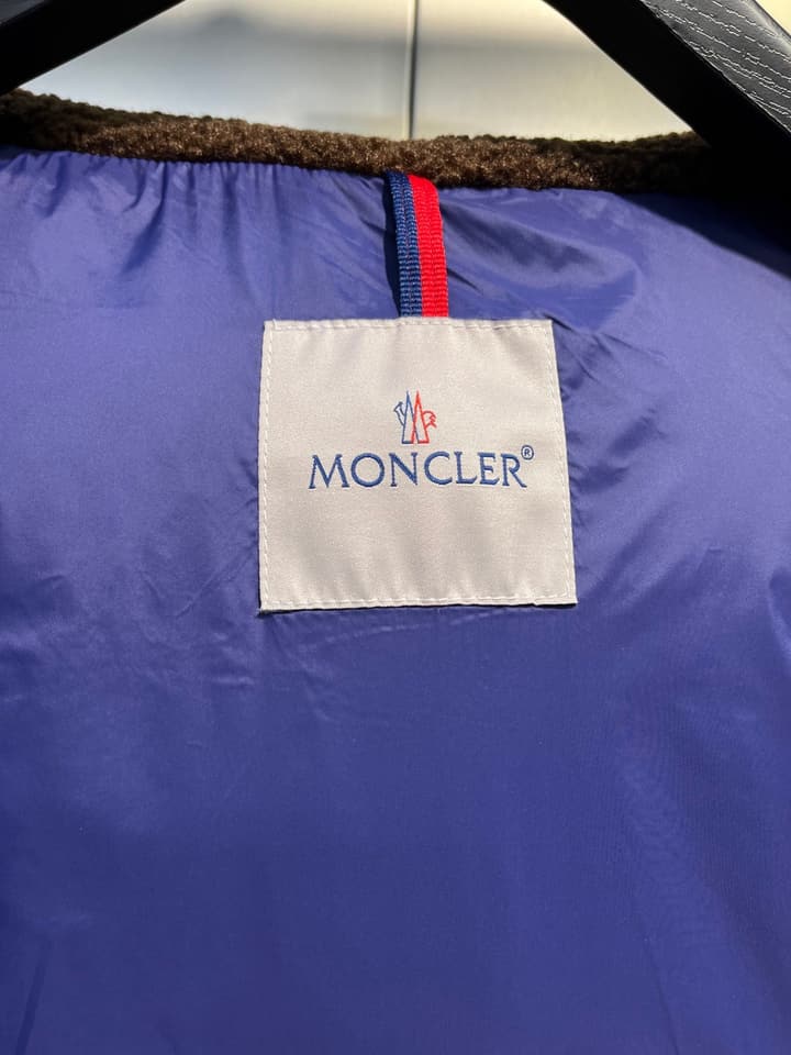 Moncler Unisex Down Jacket in Gold