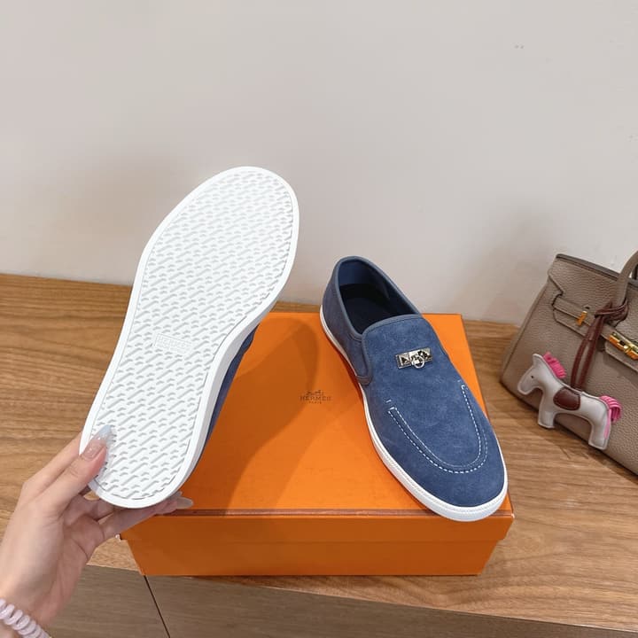 Hermès Lightweight Couple's Loafers – 25SS in Coral