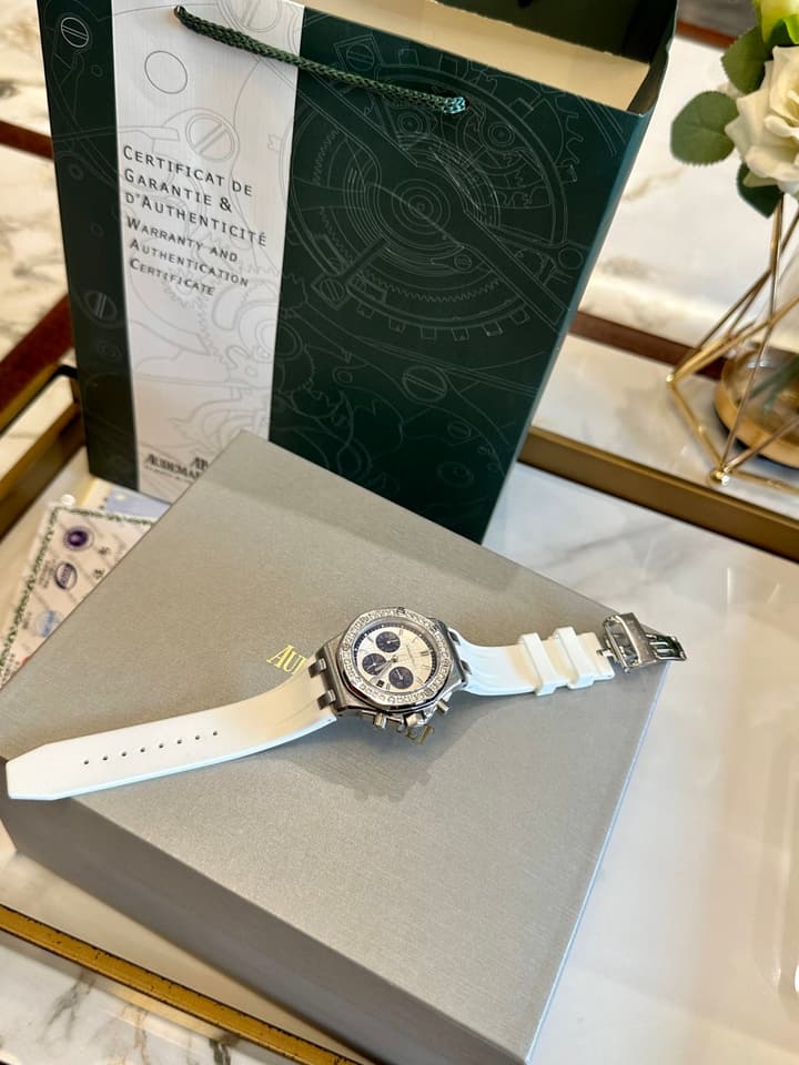 Audemars Piguet Royal Oak Automatic Mechanical Watch – 40mm in Silver - Diamond Dial