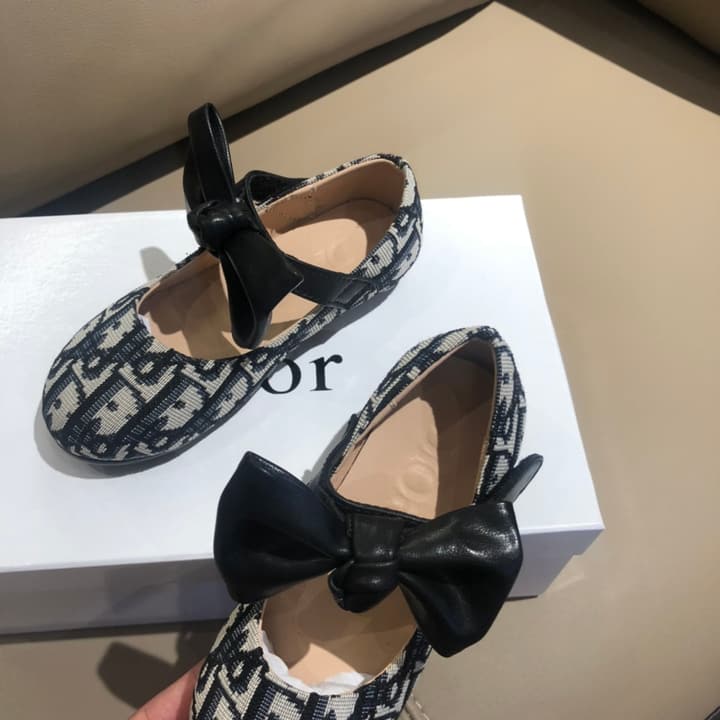 Maison Parisienne Kids Embroidered Ballerina Flats – Kids Collection in Black Patterned With Bow