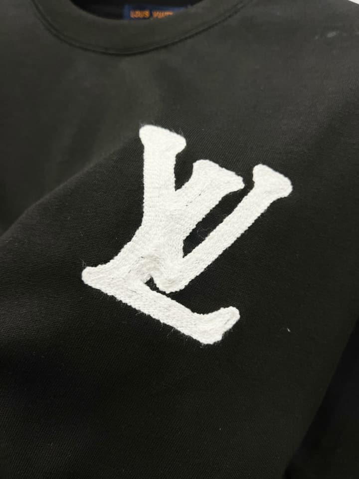 Louis Vuitton Monogram Logo Patch T-Shirt – 25SS in Black