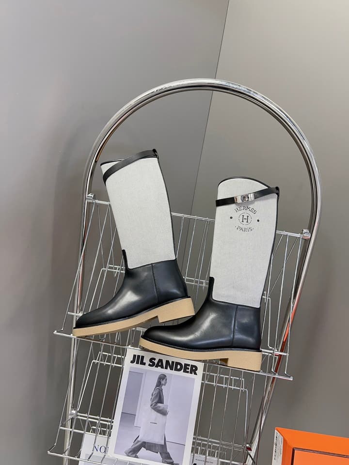Hermès Kelly Riding Boots in Black