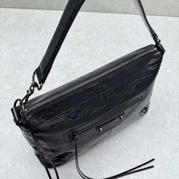 Balenciaga Le City Moto Large Hobo Bag – 25FW in Oil Wax Black