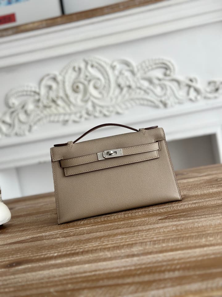 Hermès Kelly Mini Bag – 22cm in Cool Taupe