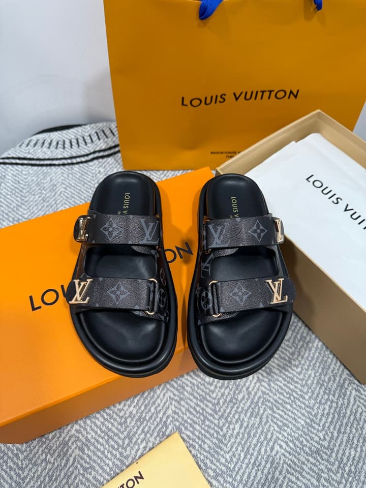 Louis Vuitton Velcro Platform Slippers – Spring/Summer 2024 in Monogram Black