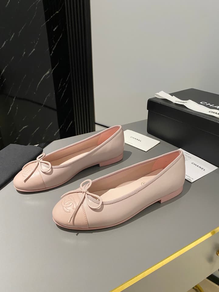 Chanel Classic Ballet Flats in Tan With Black Cap Toe