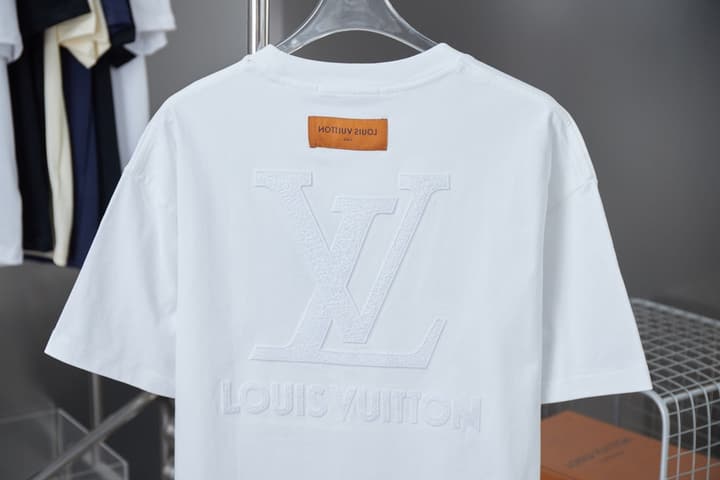Louis Vuitton Embroidered Logo T-Shirt – 26SS Early Spring Collection in Black