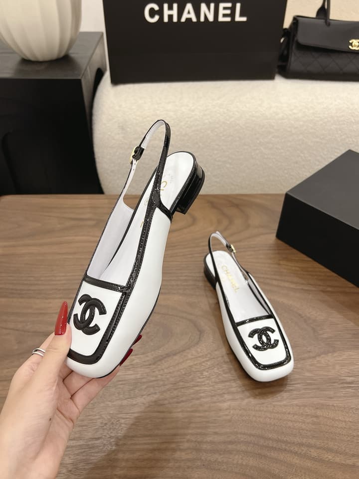 Chanel Leather Flats – 2026