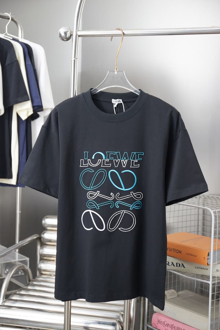 Loewe Embroidered Patch Logo T-Shirt – 2026SS Early Spring Collection in Black