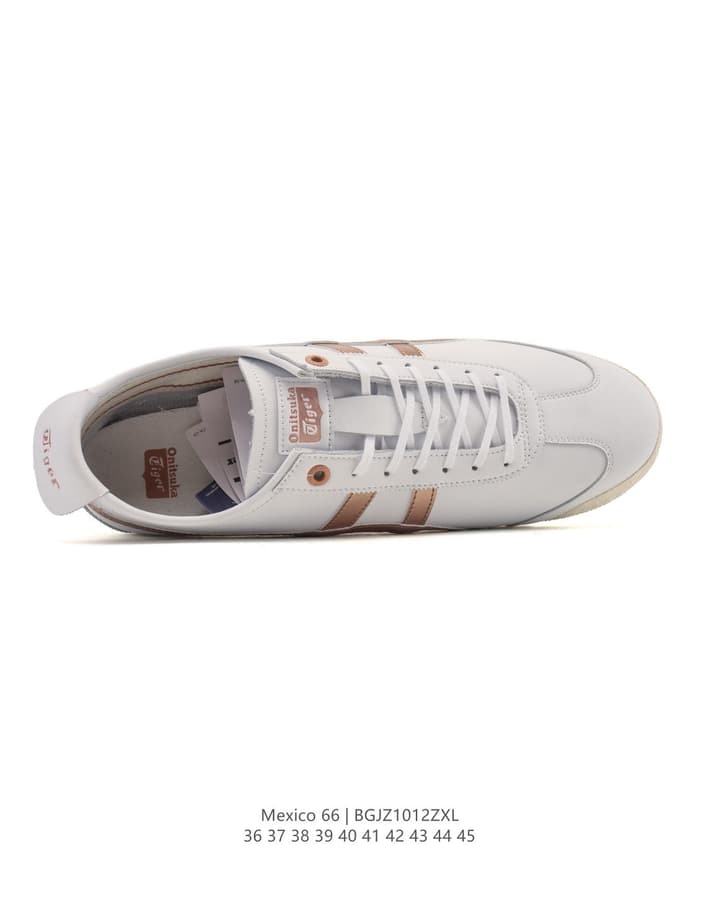 Asics Onitsuka Tiger Mexico 66 Classic Sneakers in Dark Navy With Cream Stripes