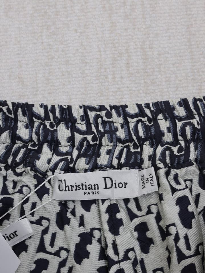 Dior Gold Taffeta Jacquard Oblique Shorts – 2025 in Navy Blue